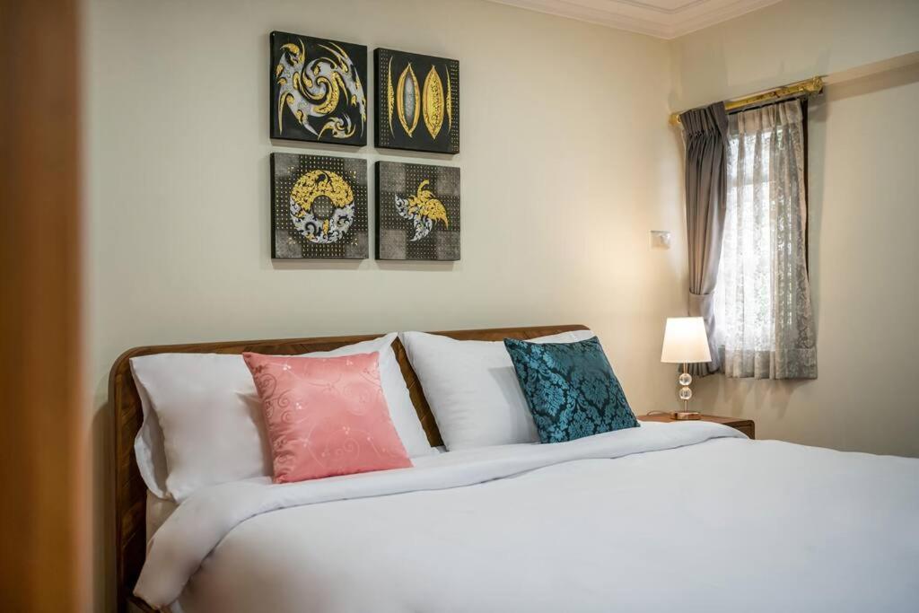 Villa AT NANA ,4BR,4R,Nana BTS,10MintoSiam Bangkok Exterior foto