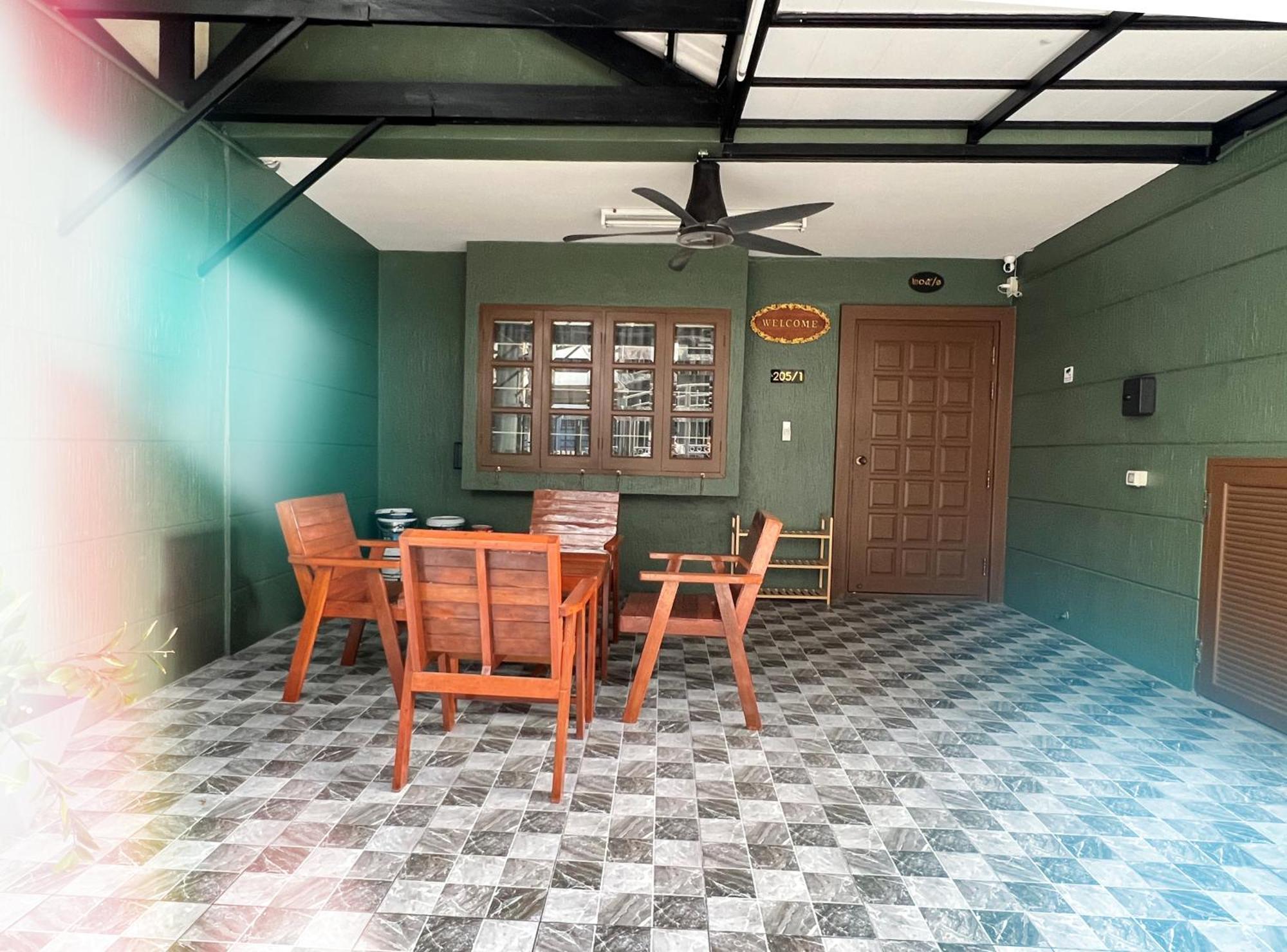 Villa AT NANA ,4BR,4R,Nana BTS,10MintoSiam Bangkok Exterior foto